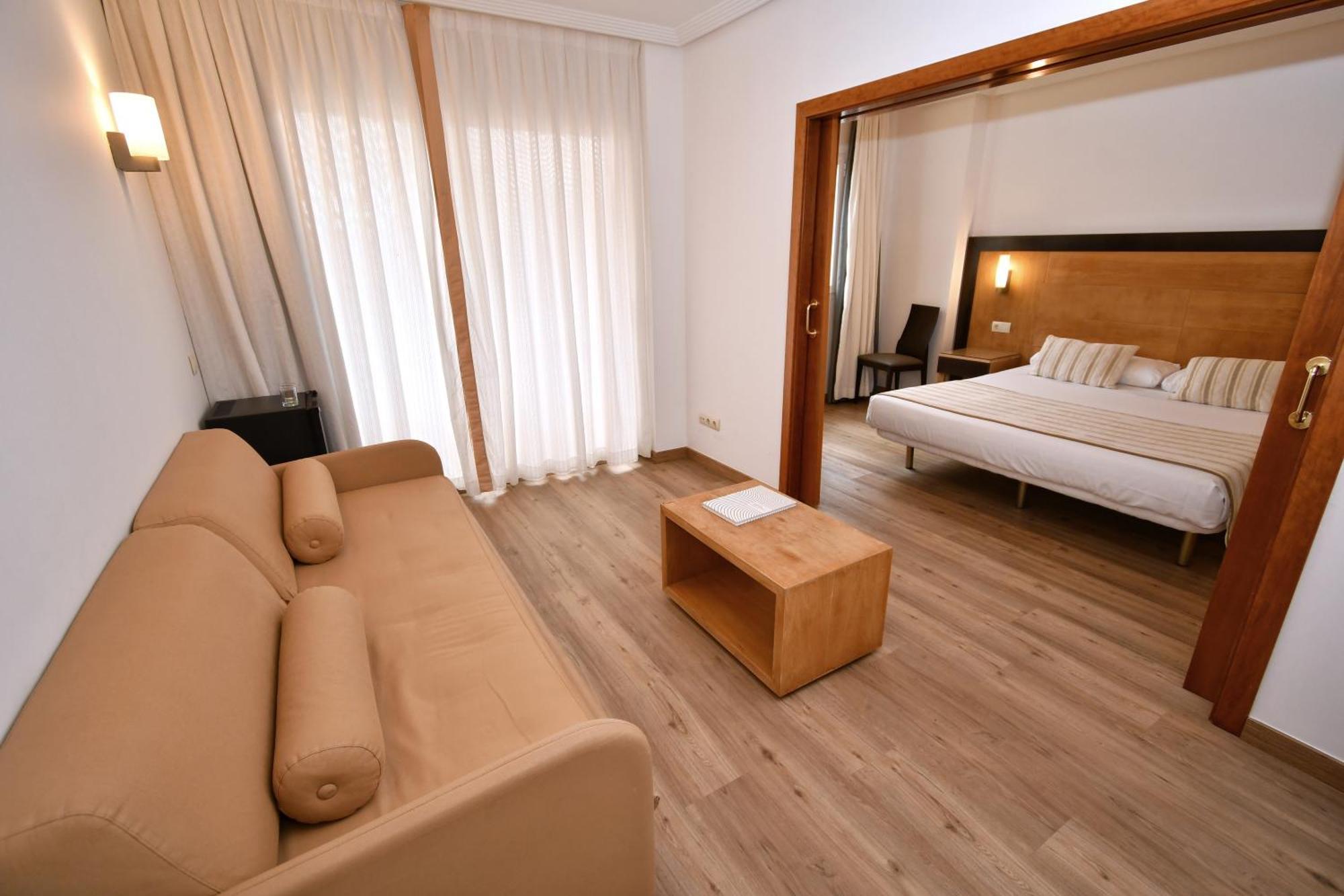 Hotel Bonalba Alicante El Campello Esterno foto